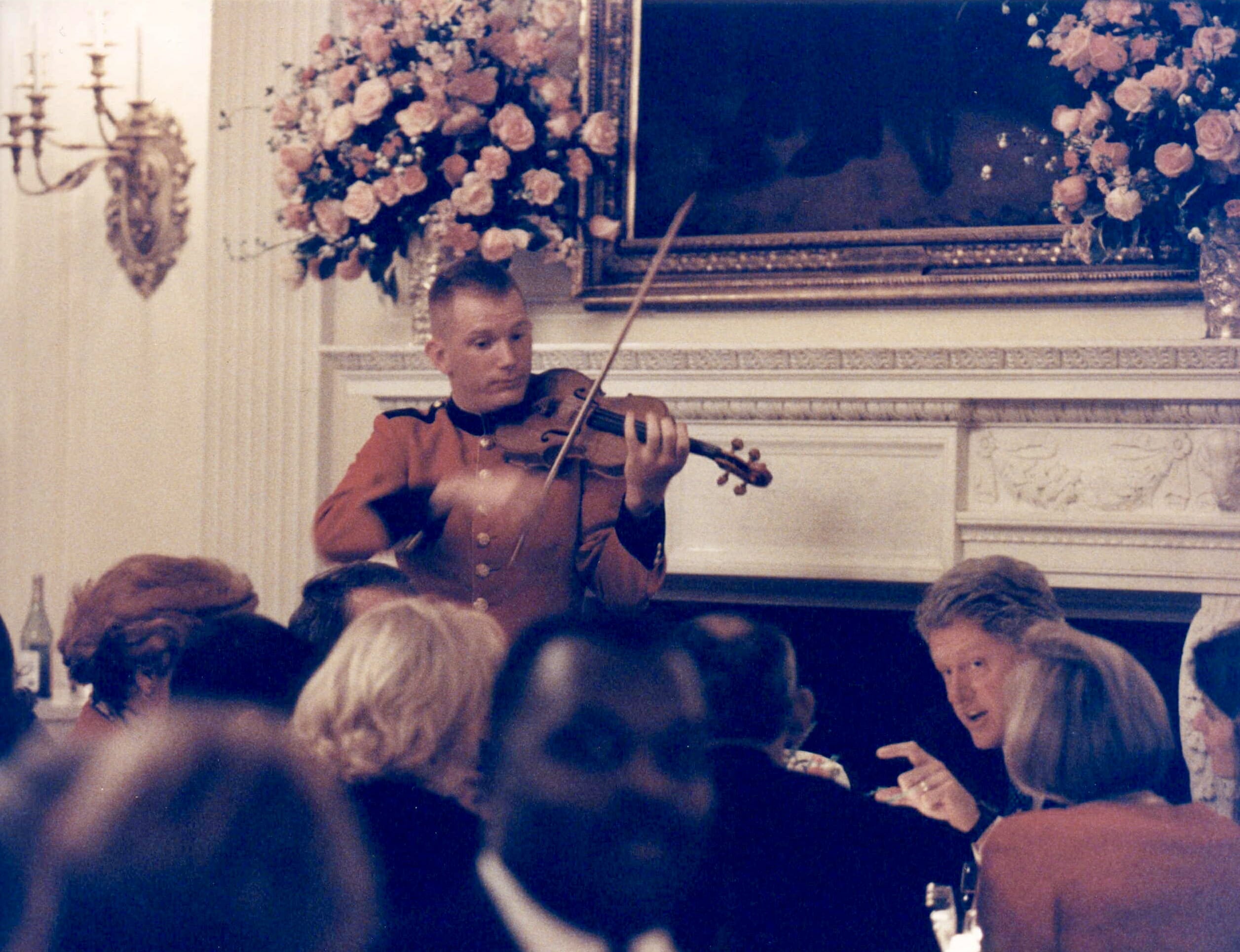 Peter Wilson performs for President Bill Clinton, 1994