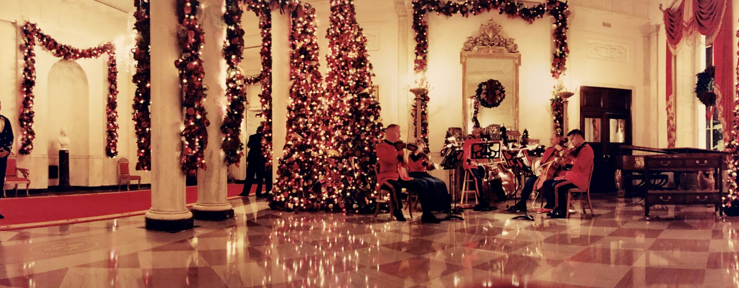 Peter Wilson performing in the Grand Foyer of the White House during Holiday Tours